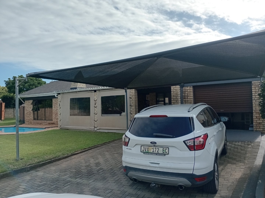 4 Bedroom Property for Sale in Gonubie Eastern Cape